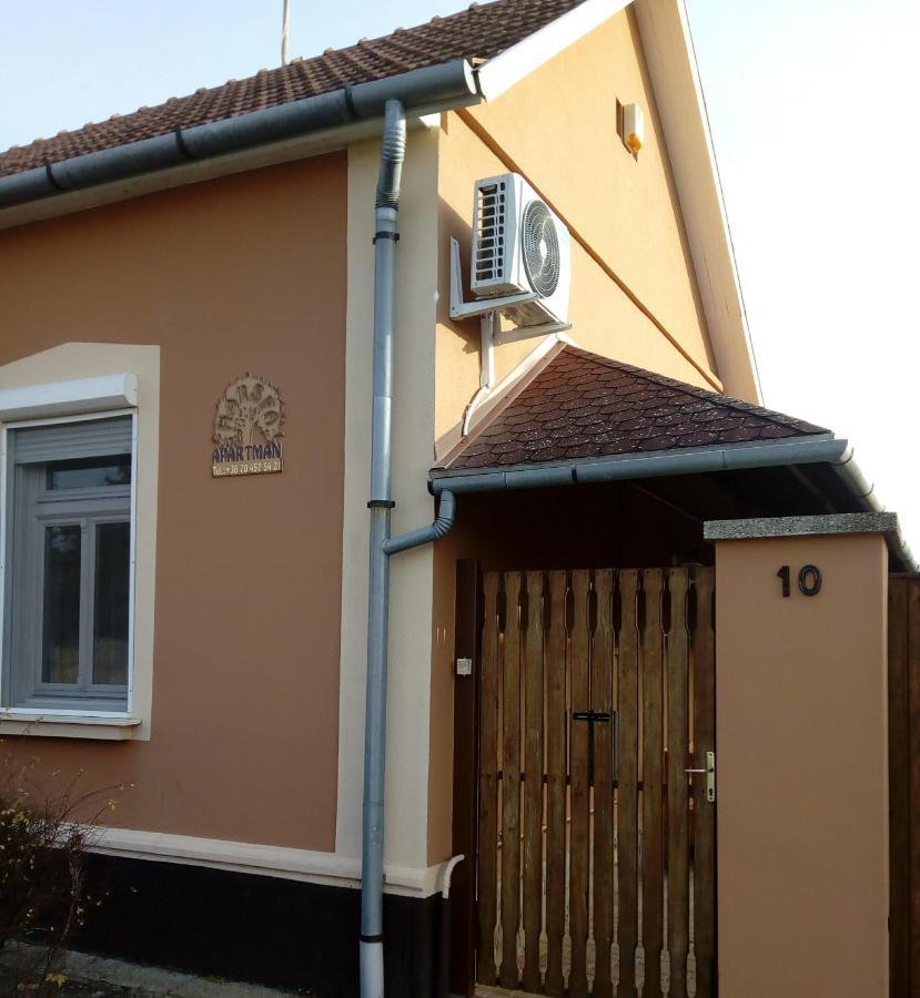 Harsfa Apartman Mako Exterior photo